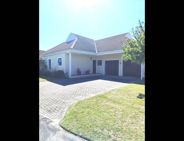 3 BEDROOM PROPERTY TO RENT IN SANDBAAI